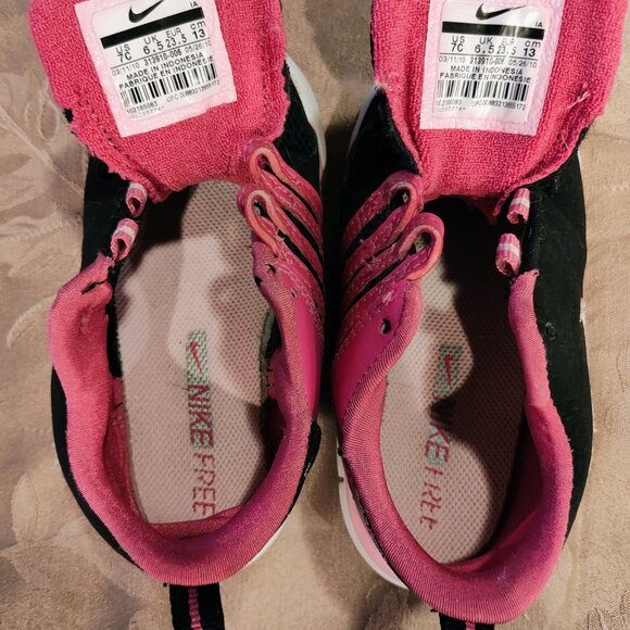 Nike Free 5.0 V2 Toddler Girl Sneakers, Size 7C, Gently Used - Picture 10 of 10